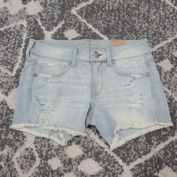 American eagle nwt Womens size 2 midi jean shorts - Picture 2 of 5